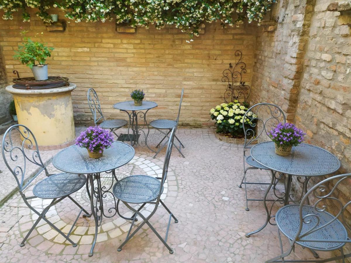 Dimora Deco Bed and Breakfast Lugo  Εξωτερικό φωτογραφία